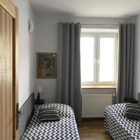 - Ul. Podgorna Apartment